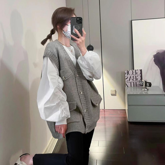 ニットベスト レディース Vネック 前開き セーター トップス お尻が隠れる 送料無料 アウター カーディガン ノースリーブ ゆったり レイヤード 重ね着 