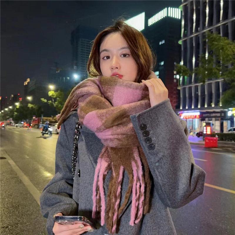 マフラー チェック ボリュームフリンジマフラー 暖かい レディース ストール 厚手 かわいい プレゼント ボリュームたっぷり 通学 巻物通勤 大きい 