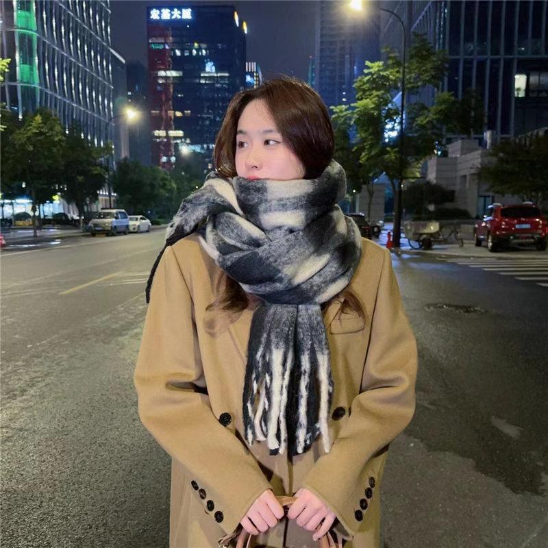 マフラー チェック ボリュームフリンジマフラー 暖かい レディース ストール 厚手 かわいい プレゼント ボリュームたっぷり 通学 巻物通勤 大きい 