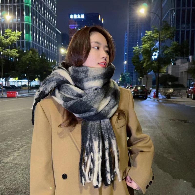 マフラー チェック ボリュームフリンジマフラー 暖かい レディース ストール 厚手 かわいい プレゼント ボリュームたっぷり 通学 巻物通勤 大きい 