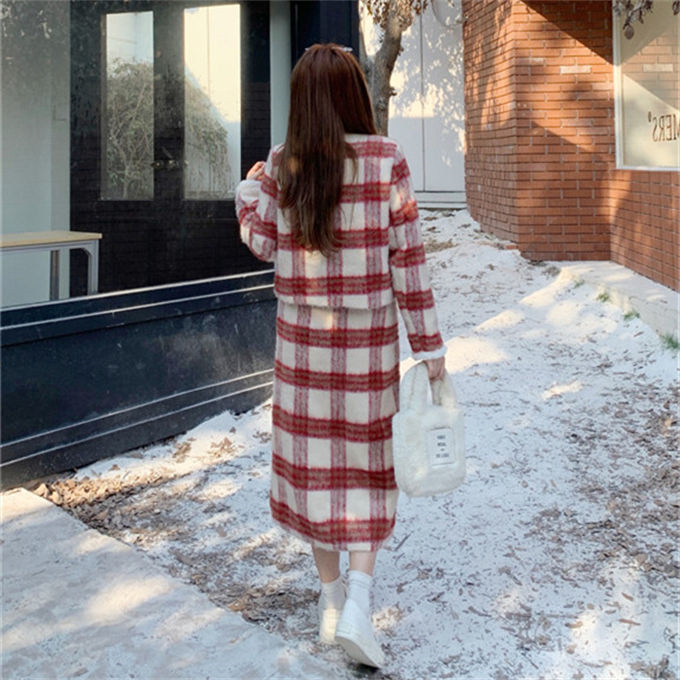 ツイード レディース アウター 中綿コート 中綿入り スカート 秋冬 オフィス ジャケット 膝上 タイトスカート アウター ひざ下 ミモレ丈 あたたかい通勤 スーツ 