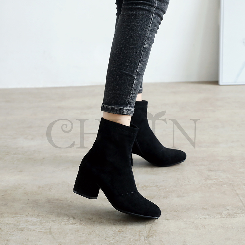 ショートブーツ黒ブーティー歩きやすいショートブーツ内ボア太ヒール袴用ブーツ ハイヒールスエードブーツ入学式卒業式 通勤 OL おしゃれ 靴 秋冬大きいサイズ 