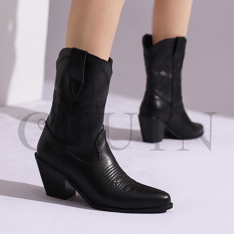 ブーティー歩きやすいショートブーツレディース入学式 ウエスタンブーツショートブーツ黒 太めヒール秋冬大きいサイズブーツ筒太め 二次会  