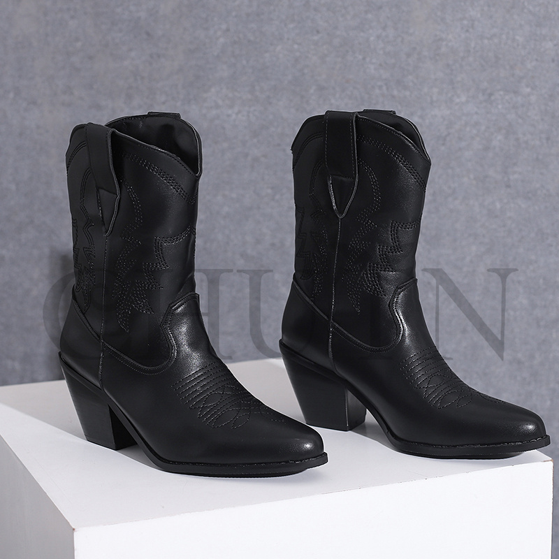 ブーティー歩きやすいショートブーツレディース入学式 ウエスタンブーツショートブーツ黒 太めヒール秋冬大きいサイズブーツ筒太め 二次会  