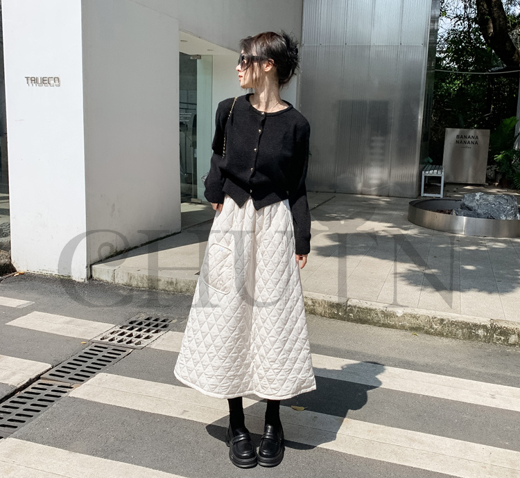 ダウンスカート中綿 スカートボミモレ丈 膝下 キルティングスカート 入学式卒業式フレアスカート Aライン きれいめ 中綿 フスカート 