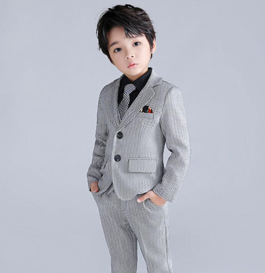 子供 スーツ 男の子 入学式 卒業式 子供服フォーマルスーツ 入園式 結婚式 演奏会 お祝い 七五三 5点セット ネイビー 卒園式 コンクール 発表会 黒 