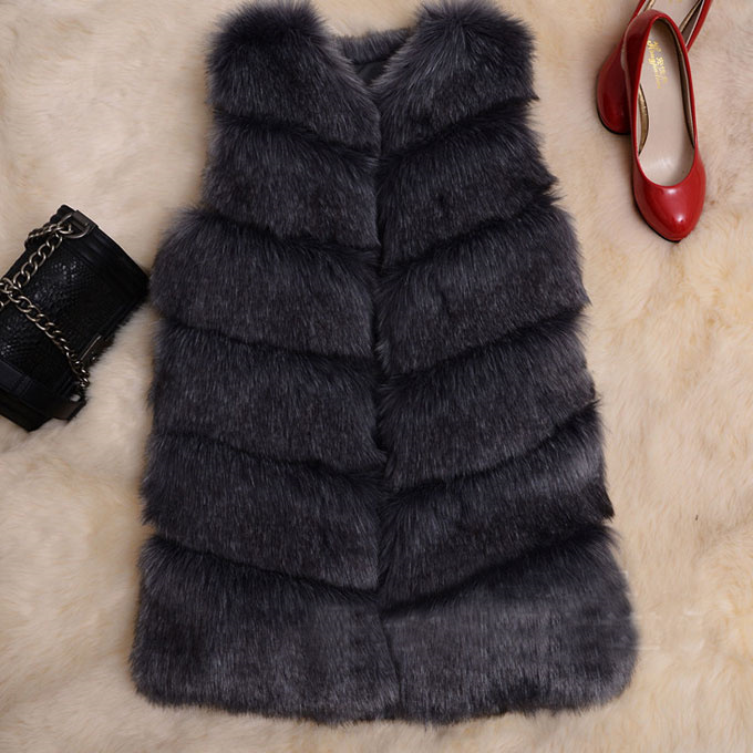毛皮ベスト ファーベスト レディース フォックス フェイクファー 袖なし 優雅 暖かい 秋 ミドル丈 もこもこ 冬 。 アウター 上品 ギフト ふわふわ 