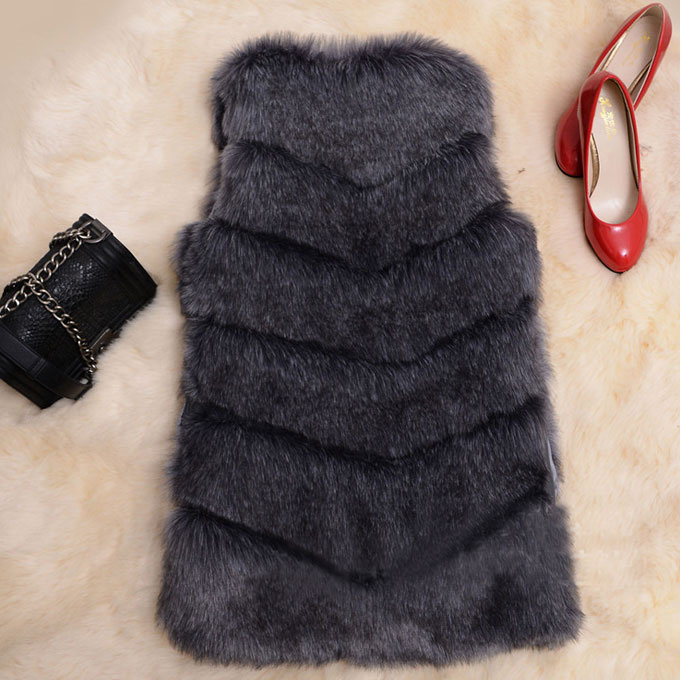 毛皮ベスト ファーベスト レディース フォックス フェイクファー 袖なし 優雅 暖かい 秋 ミドル丈 もこもこ 冬 。 アウター 上品 ギフト ふわふわ 