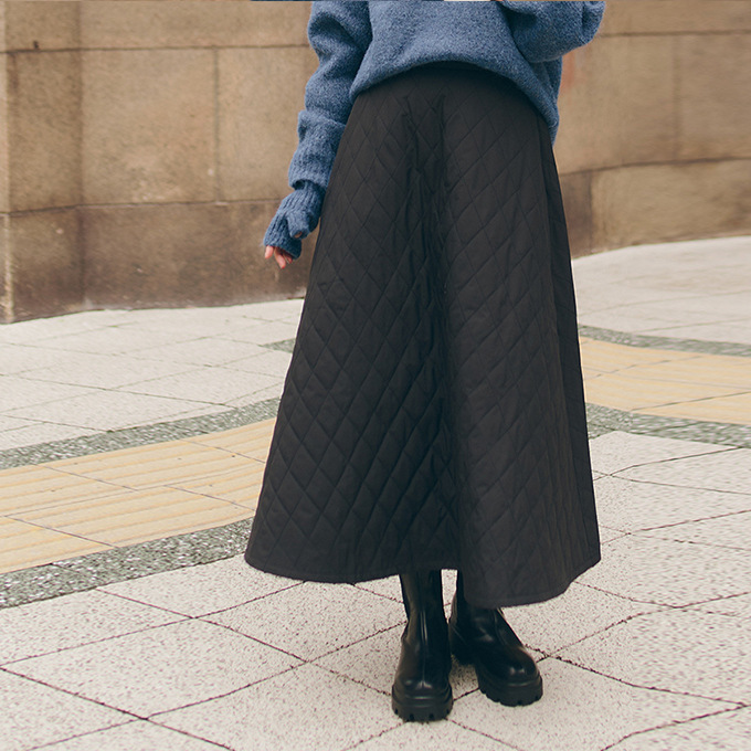 スカート レディース 中綿 防寒 極暖 キルティング 防風スカート ロング 軽量 冬 裏ボア 黒 暖かい 冬 体型カバー 撥水 静電気防止 防寒着 ポケット 防寒対策 