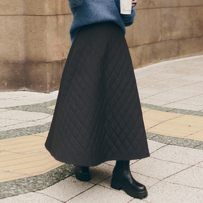 スカート レディース 中綿 防寒 極暖 キルティング 防風スカート ロング 軽量 冬 裏ボア 黒 暖かい 冬 体型カバー 撥水 静電気防止 防寒着 ポケット 防寒対策 