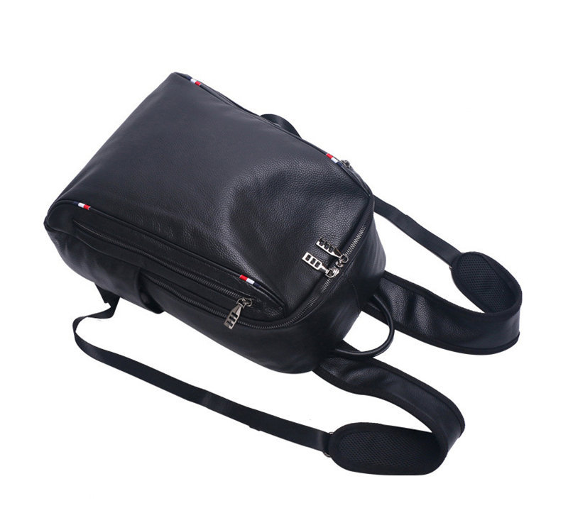 リュック メンズ リュックサック 。 牛革 デイパック レザー アウトドア 出張 旅行 通勤通学 バックパック 自転車 ビジネス 