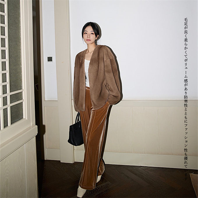 ファーコート レディース 毛皮コート ジャケット エコファー ミンク 羽織 上着 軽い ムートンコート 冬服 フェイクファー アウター 高級 暖かい Vネック 防寒 